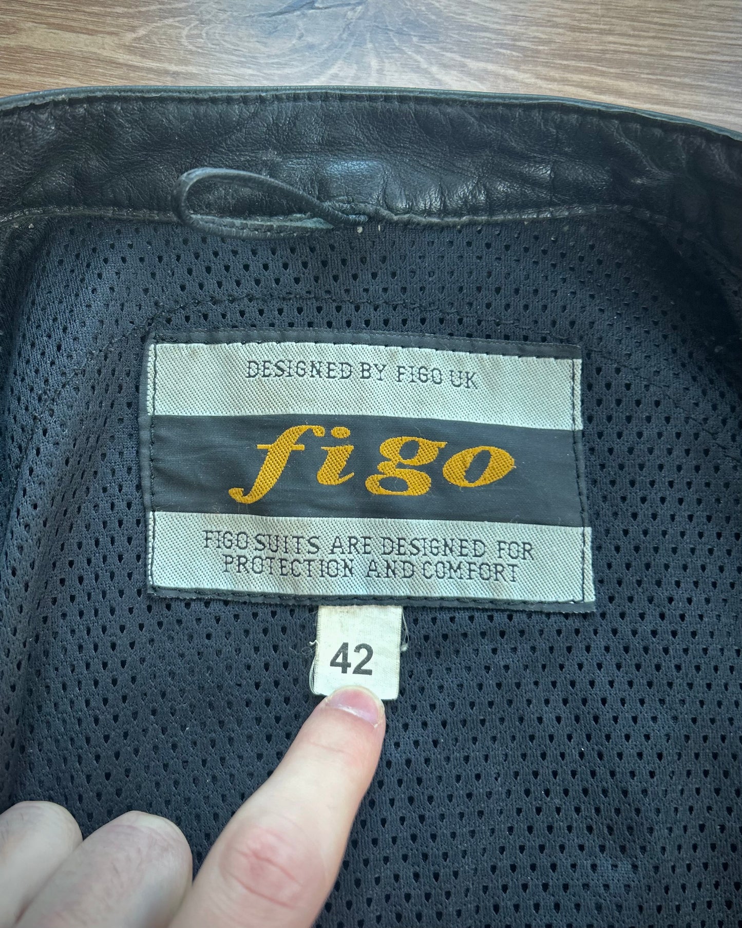 figo uk black & yellow leather padded biker jacket (S).