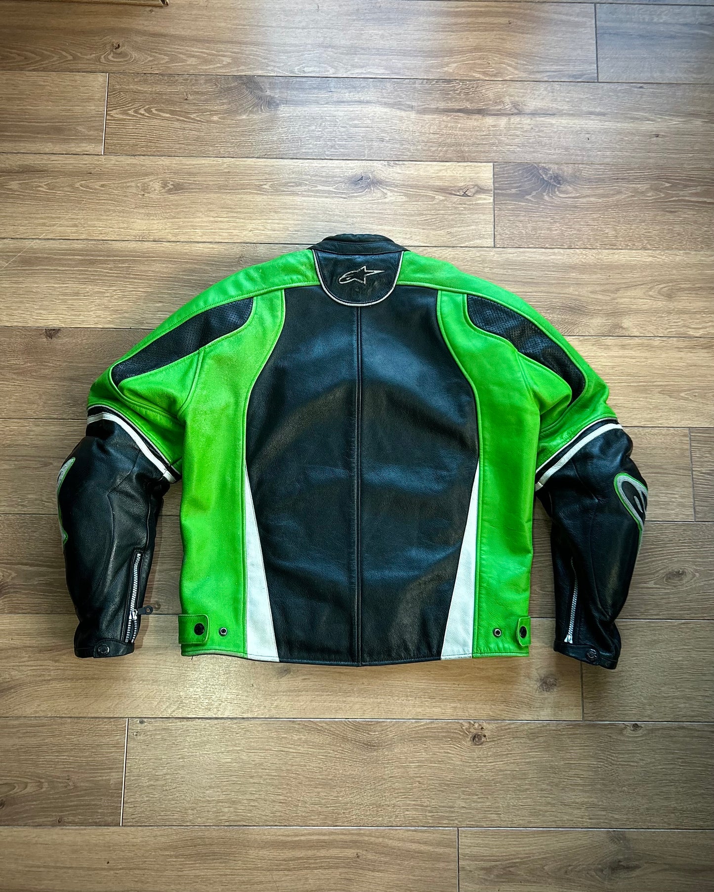 (rare) alpinestars green and black leather biker jacket (L).