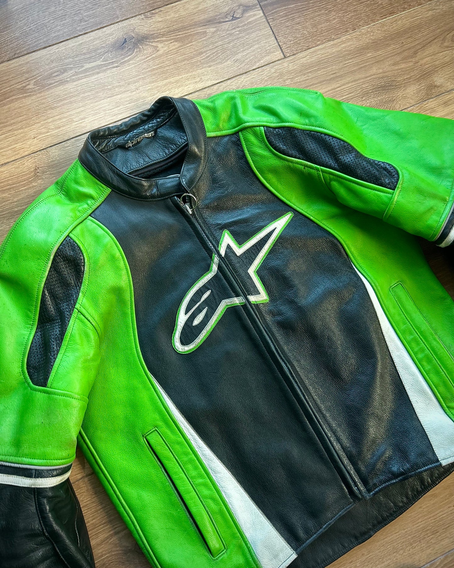 (rare) alpinestars green and black leather biker jacket (L).