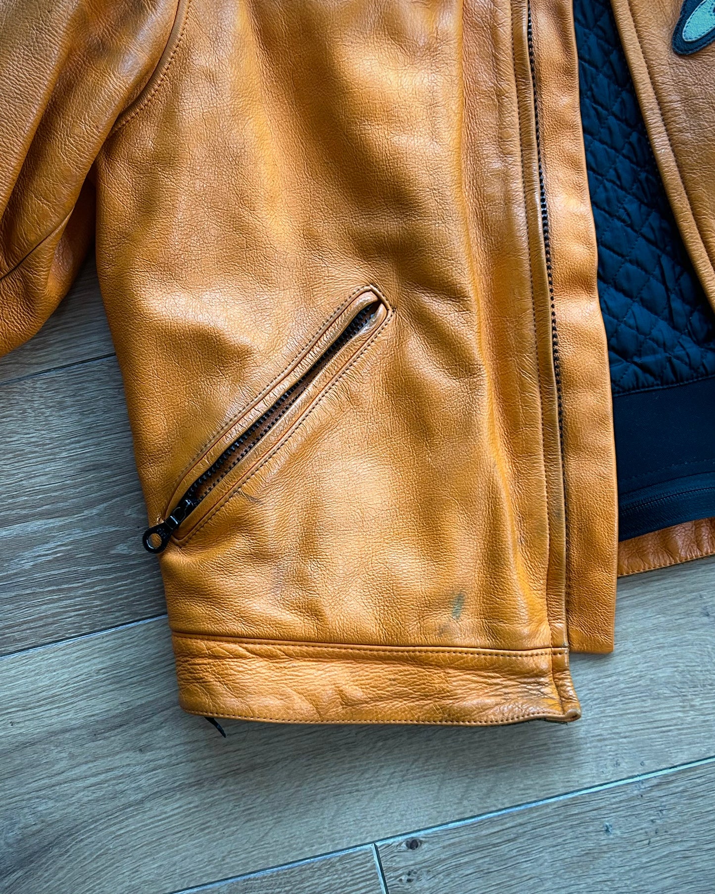 (90’s) alpinestars orange leather biker jacket (L).