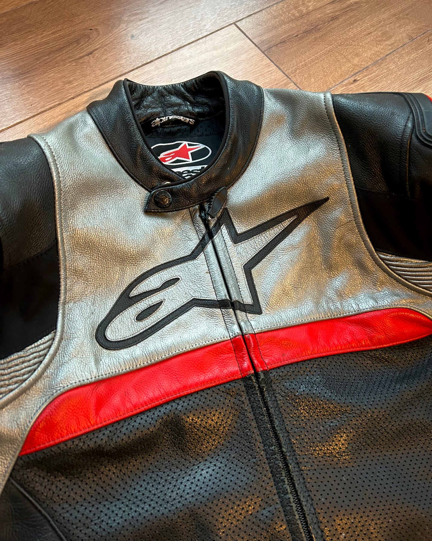 alpinestars black, silver, red leather biker jacket (M).